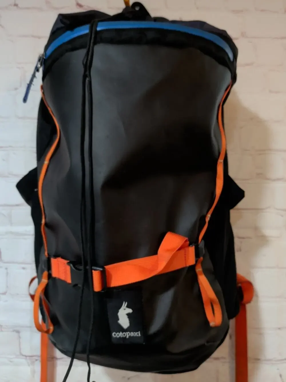 Cotopaxi Vaya 18L Backpack Cada Día Black TPU Water-Resistant Laptop Daypack